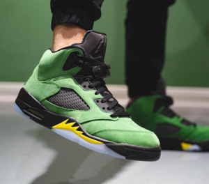Alternative view of Giày Nike Air Jordan 5 Retro SE 'Oregon' CK6631-307