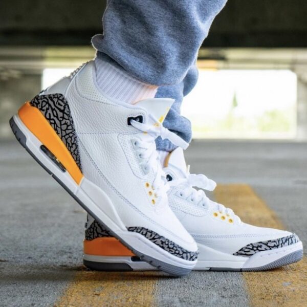 Giày Nike Wmns Air Jordan 3 Retro 'Laser Orange' CK9246-108 - Ảnh 3