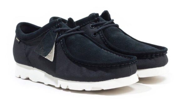 Giay Clarks Wallabee Gore-Tex 'Black Canvas' 261-60315