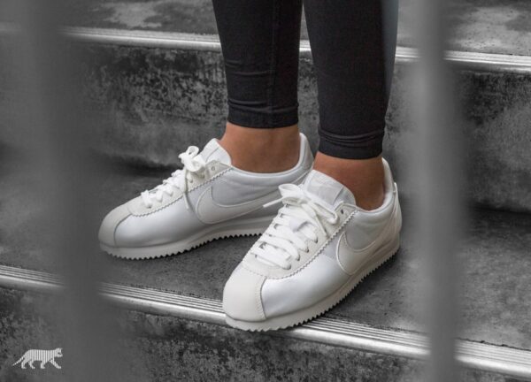 Giày Nike Cortez Classic Nylon 'Light Bone' 749864-103 - Ảnh 2