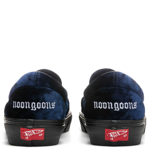 Giay Vans Noon Goons x Classic Slip-On VLT LX 'Black Velvet' VN0A3QXY5VF
