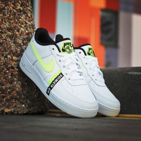 Giày Nike Air Force 1 LV8 1 GS 'Worldwide Pack Barely Volt' CN8536-100 - Ảnh 3