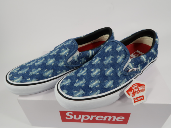 Giày Vans Supreme x Slip-On 'Blue Hole Punch Denim' VN0A38DD2DD - Ảnh 3