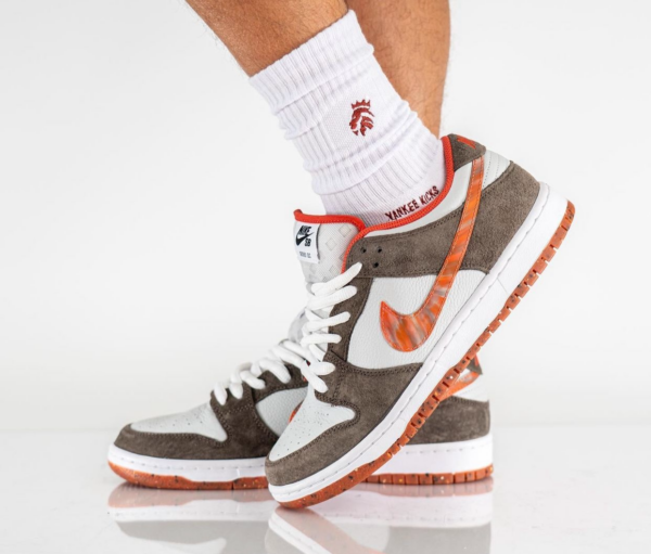 Giày Nike SB Dunk Low 'Crushed DC' DH7782-001 - Ảnh 5