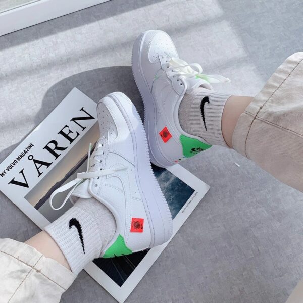 Giày Nike Wmns Air Force 1 '07 SE 'Worldwide Pack Flash Crimson' CT1414-100 - Ảnh 5