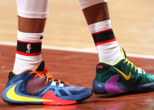 Alternative view of Giày Nike Zoom Freak 1 EP 'Multi-Color' CW3202-800