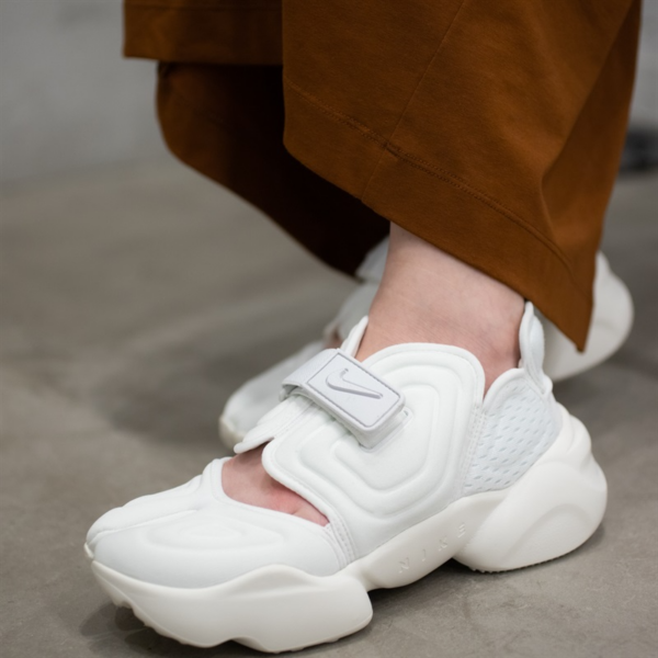 Giày Nike Aqua Rift CW7164-100 - Ảnh 2