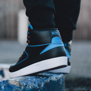 Alternative view of Giày Nike Air Jordan 2 Retro 'Radio Raheem' 834274-014