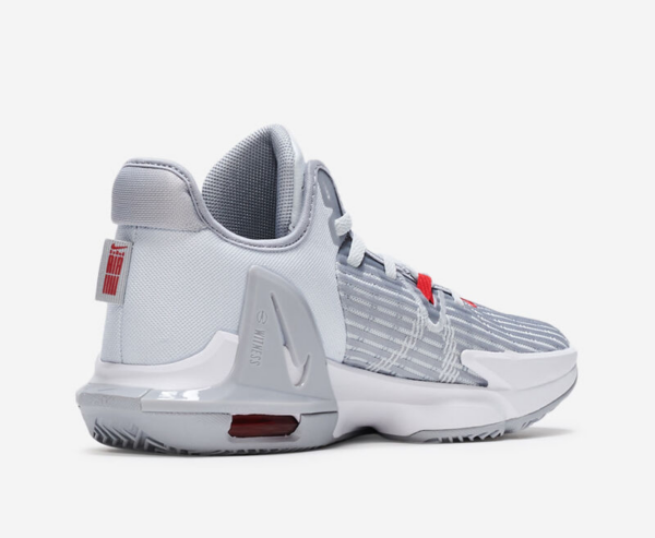 Giay Nike LeBron Witness 6 'Pure Platinum' CZ4052-003
