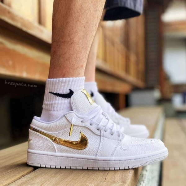 Giày Nike Air Jordan 1 Low 'White Metallic Gold' CZ4776-100 - Ảnh 3