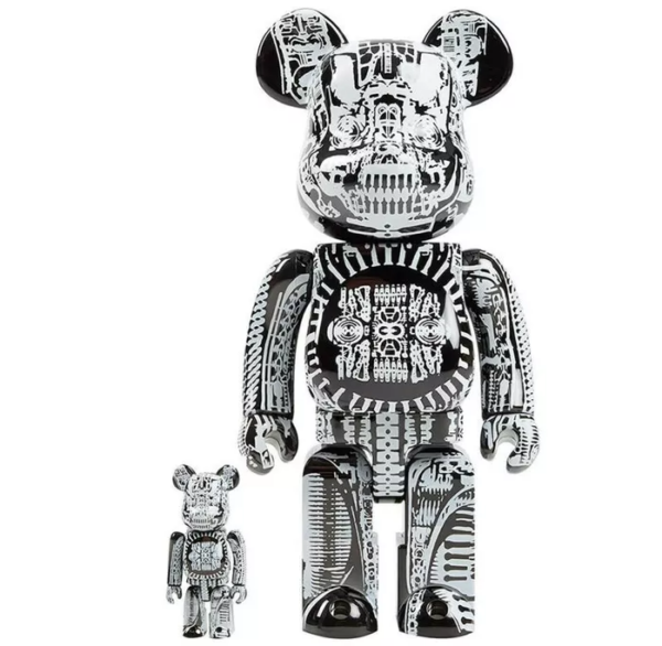 Mô Hình Bearbrick World Wide Tour H.R. Giger