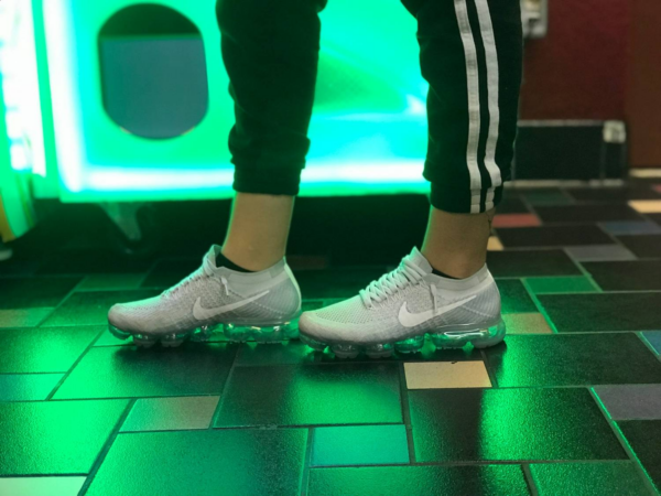 Giày Nike Wmns Air VaporMax 'Pure Platinum' 849557-004 - Ảnh 3