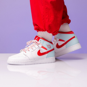 Alternative view of Giày Nike Air Jordan 1 Mid GS 'Topaz Mist' 555112-104