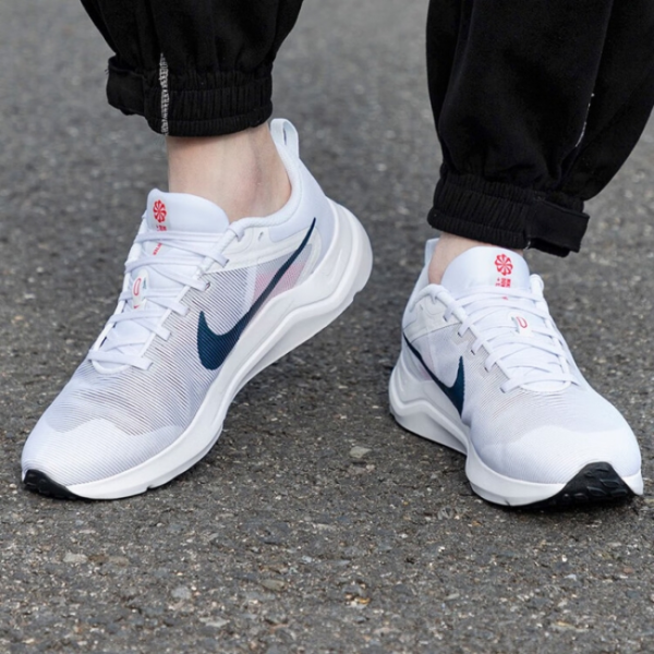 Giay Nike Downshifter 12 'White' DD9293-101