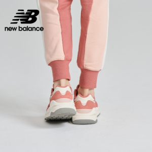 Alternative view of Giày New Balance Wmns 5740 'Black Oyster Pink' W5740HG1