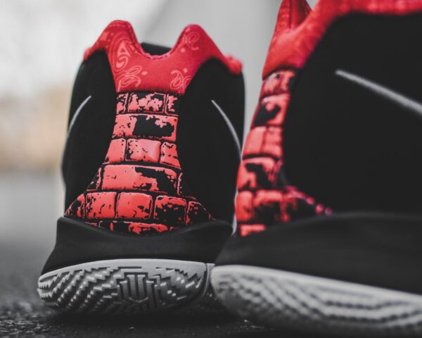 Giày Nike Kyrie 4 '41 For The Ages' 943806-005 - Ảnh 5