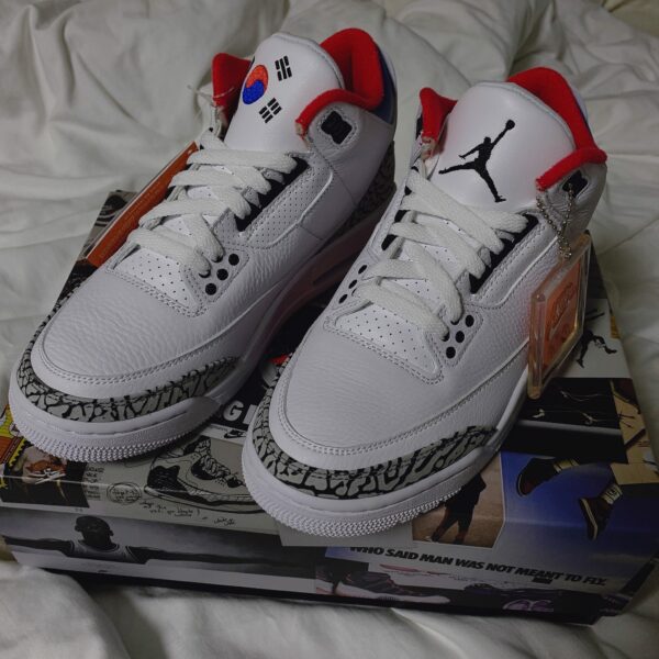 Giày Nike Wmns Air Jordan 3 Retro NRG 'Seoul' DC7310-100 - Ảnh 4