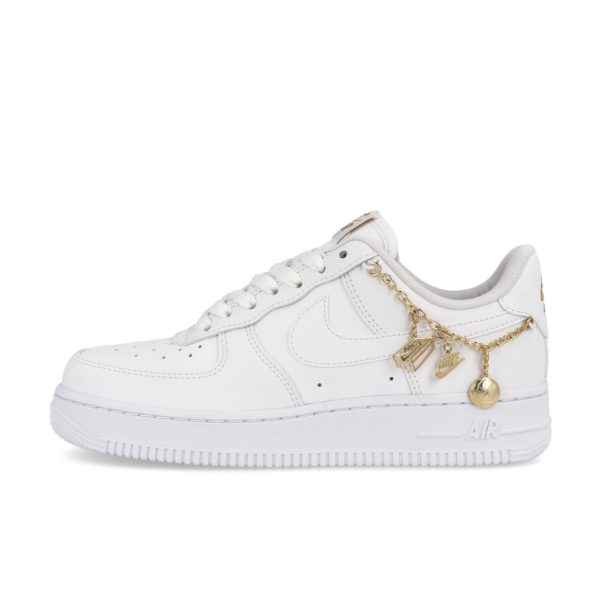 Giày Nike Wmns Air Force 1 '07 LX 'Lucky Charms' DD1525-100 - Ảnh 7