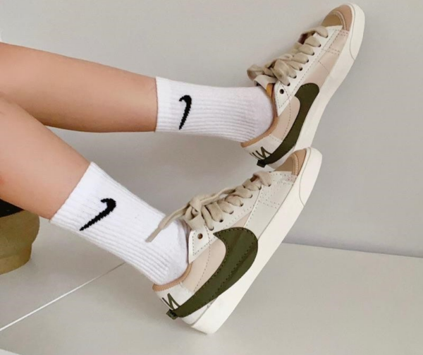 Giày Nike Blazer Low 77 Jumbo 'Sand Drift Medium Olive' DQ1470-105 - Ảnh 4