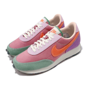 Alternative view of Giày Nike Wmns Daybreak 'Corduroy Desert Berry' DA1471-683