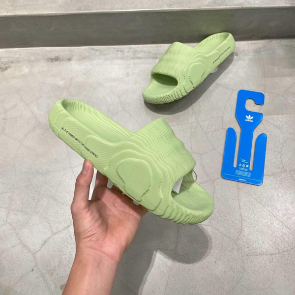 Dép Adidas Adilette 22 Slides 'Magic Lime' GX6946 - Ảnh 8