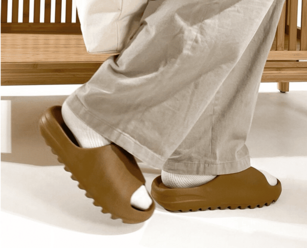 Dép Adidas Yeezy Slide Ochre GW1931 - Ảnh 4