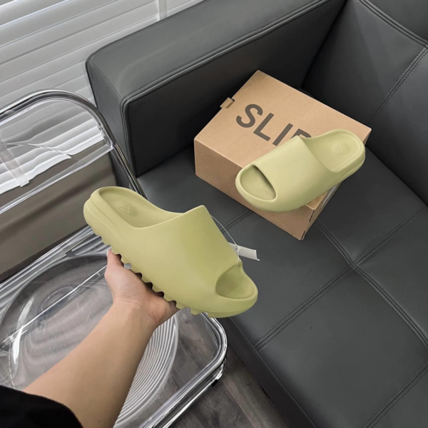 Dep Adidas Yeezy Slide 'Resin' FZ5904