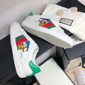 Alternative view of Giày Gucci Ace x Disney Wmns 'Donald Duck Patch' 649401-1XG60-9114