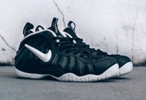 Alternative view of Giày Nike AIR Foamposite PRO 'DR. Doom' 624041-006