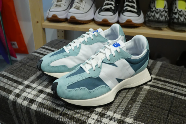 Giày New Balance Wmns 327 'Storm Blue Deep Sky' WS327LE1 - Ảnh 3