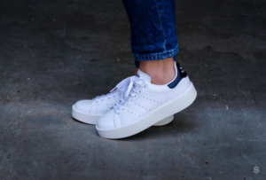 Giay Adidas Wmns Stan Smith Bold 'White Collegiate Navy' BA7770