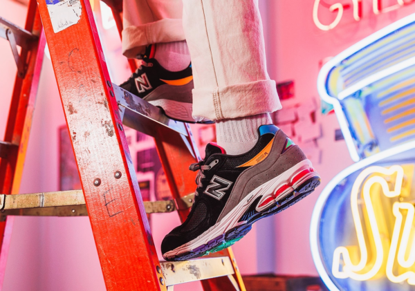 Giày New Balance 2002R 'DTLR Masquerade' M2002RDT - Ảnh 2