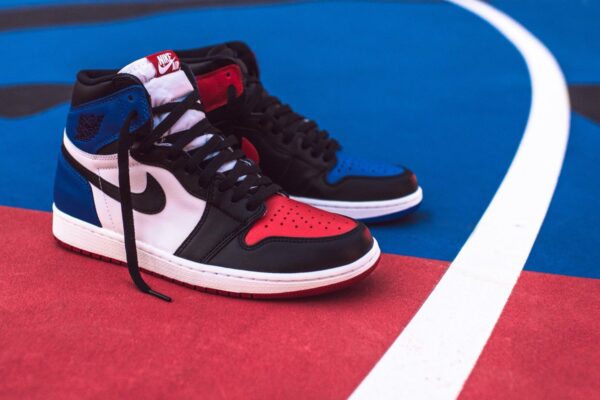 Giày Nike Air Jordan 1 Retro Top 3 555088-026 - Ảnh 4