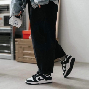 Alternative view of Giày Nike Dunk Low 'Black White' DD1391-100