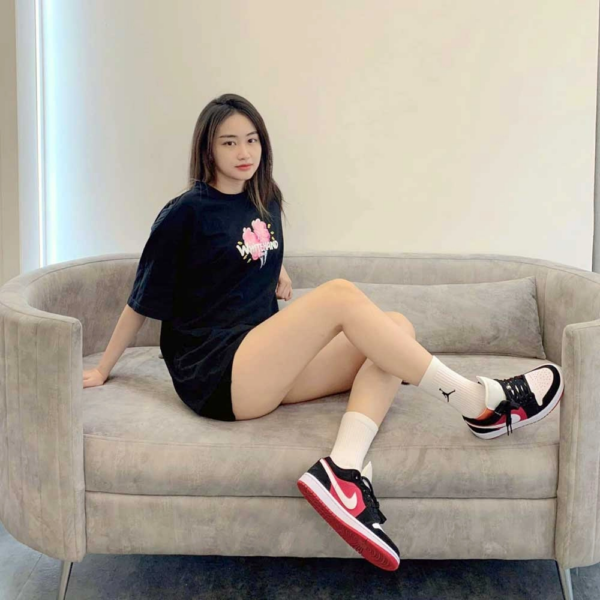 Giày Nike Wmns Air Jordan 1 Low 'Gym Red Black' DC0774-016 - Ảnh 2