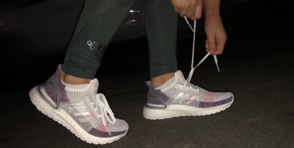 Giày Adidas Wmns UltraBoost 19 'Refract' B75877 - Ảnh 5