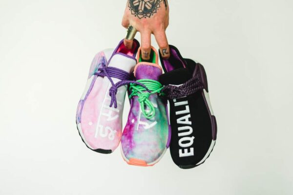 Giày Adidas Human Race NMD Pharrell Holi Festival (Chalk Coral) AC7034 - Ảnh 5