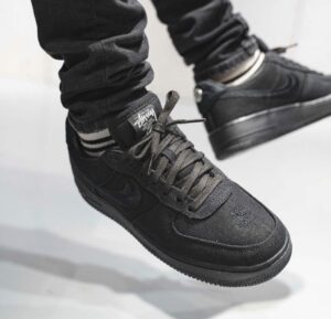 Alternative view of Giày Nike Stussy x Air Force 1 Low 'Triple Black' CZ9084-001