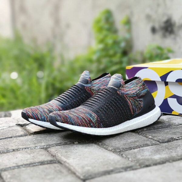 Giày Adidas UltraBoost Laceless 'Black Multicolor'  B37687 - Ảnh 3