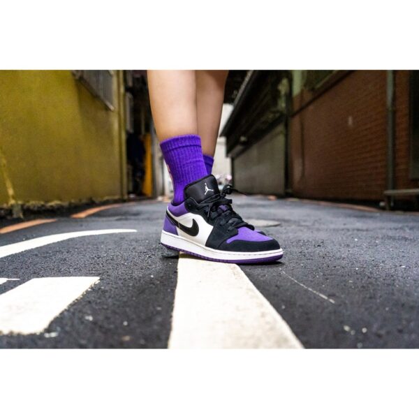 Giày Nike Air Jordan 1 Low Court Purple GS 553560-125 - Ảnh 2