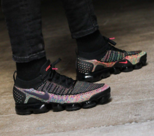 Alternative view of Giày Nike Wmns Air VaporMax Flyknit 2 'Black Multicolor' 942843-015