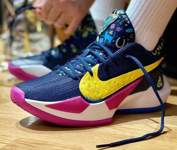 Giày Nike Zoom Freak 2 'Superstitious' DB4689-400 - Ảnh 5