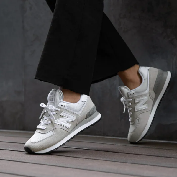 Giày New Balance Wmns 574 'Classic Beige' WL574EW - Ảnh 2