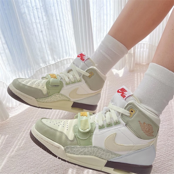 Giay Nike Air Jordan Legacy 312 GS 'Year of the Rabbit' FD9909-111