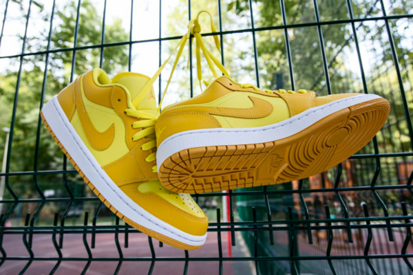 Giày Nike Wmns Air Jordan 1 Low 'Yellow Strike'  DC0774-700 - Ảnh 5