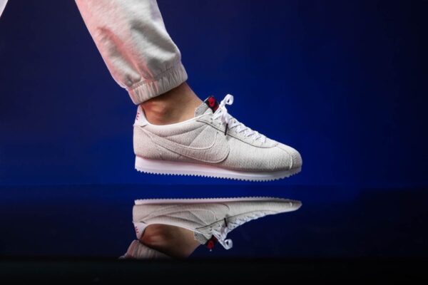 Giày Nike Classic Cortez Stranger Things Sail Upside Down Pack CJ6107-100 - Ảnh 4