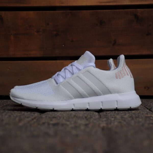 Giày Adidas Wmns Swift Run 'Triple White' B37719 - Ảnh 2