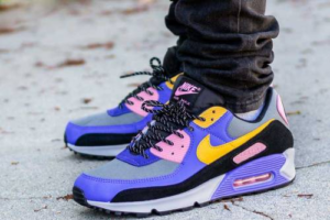 Alternative view of Giày Nike Air Max 90 QS GS 'ACG' CT9630-500