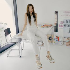 Alternative view of Giày Converse Run Star Hike High Twisted Resort UFO Crash Site 167895C