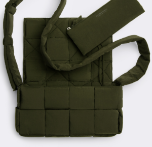 Tui Bottega Veneta Padded Tech Cassette 'Camping' 628951VBO813203